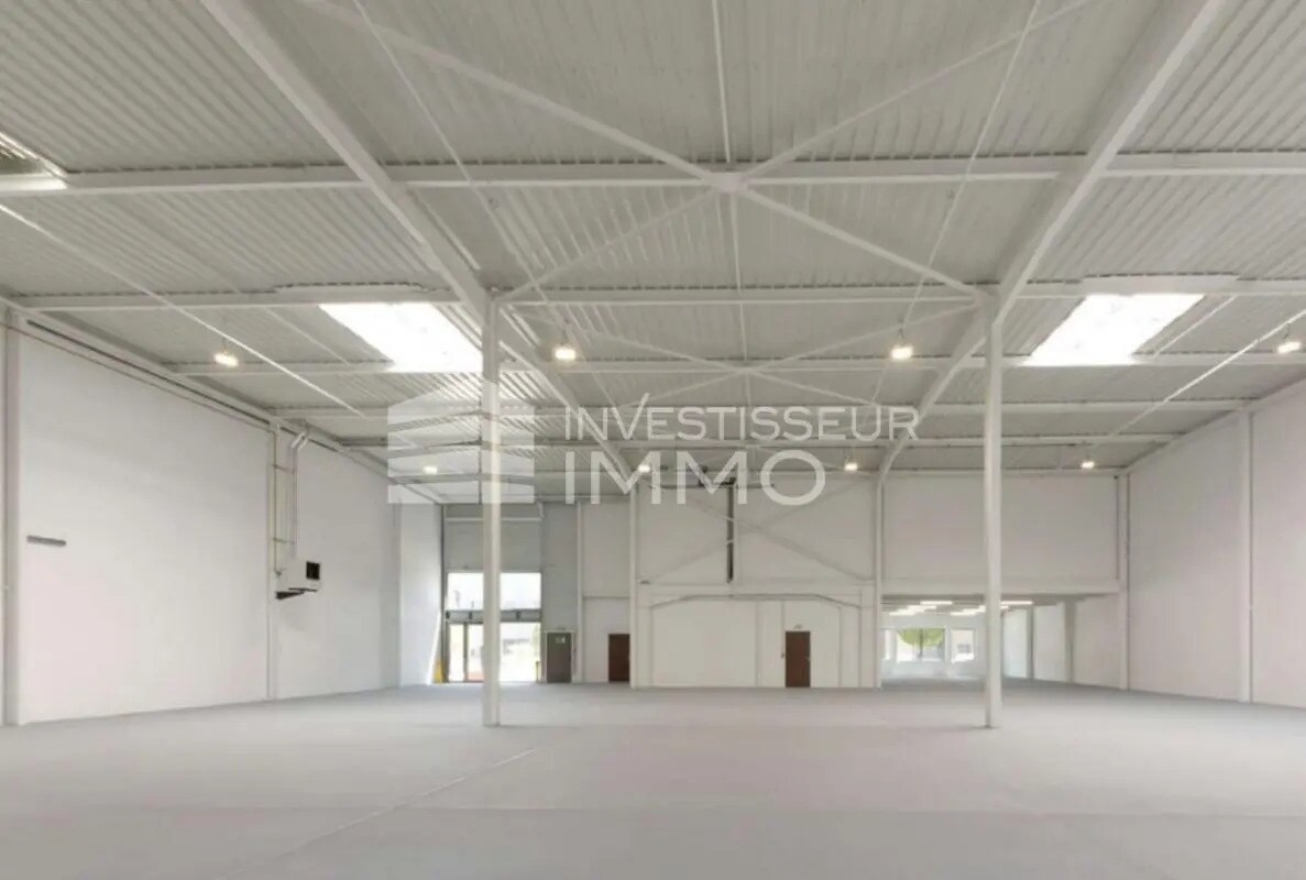 Office in Le Blanc-Mesnil for lease Interior Photo- Image 1 of 6