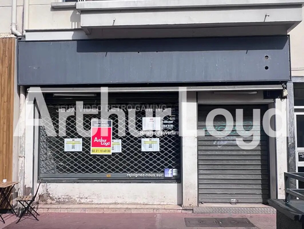 Retail in Caen for lease Building Photo- Image 1 of 2