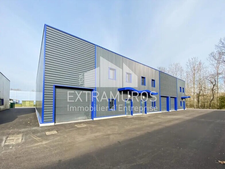 Flex in Miribel for lease - Building Photo - Image 2 of 9