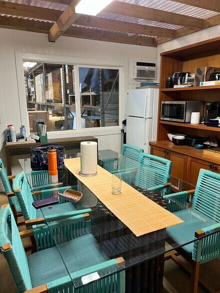 74-5518 Kaiwi St, Kailua Kona, HI for lease - Building Photo - Image 3 of 4