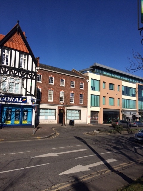 52-56 High St, Esher for sale Primary Photo- Image 1 of 1