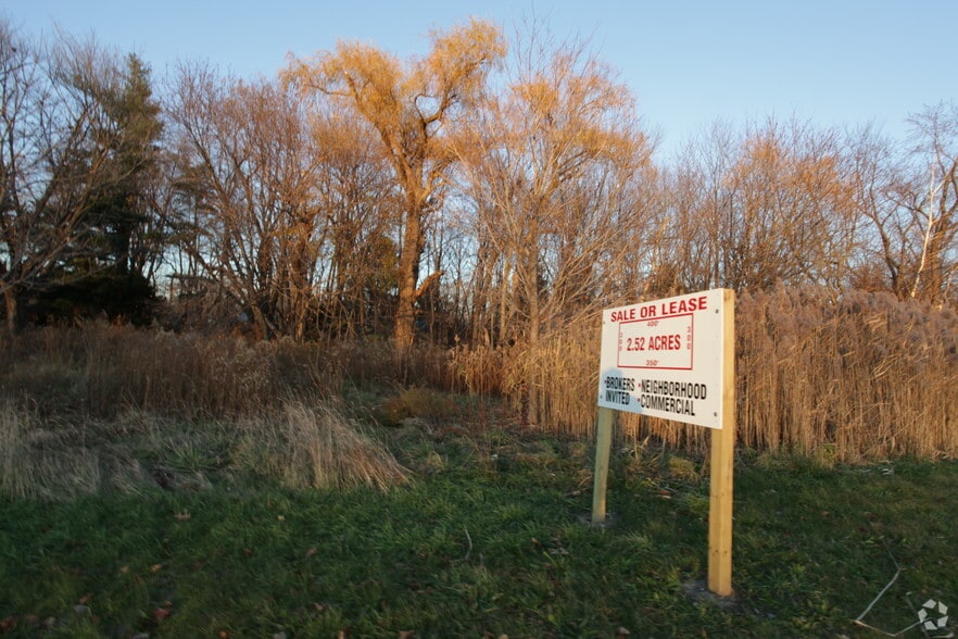 767 Troy Schenectady Rd, Latham, NY for sale - Primary Photo - Image 1 of 1