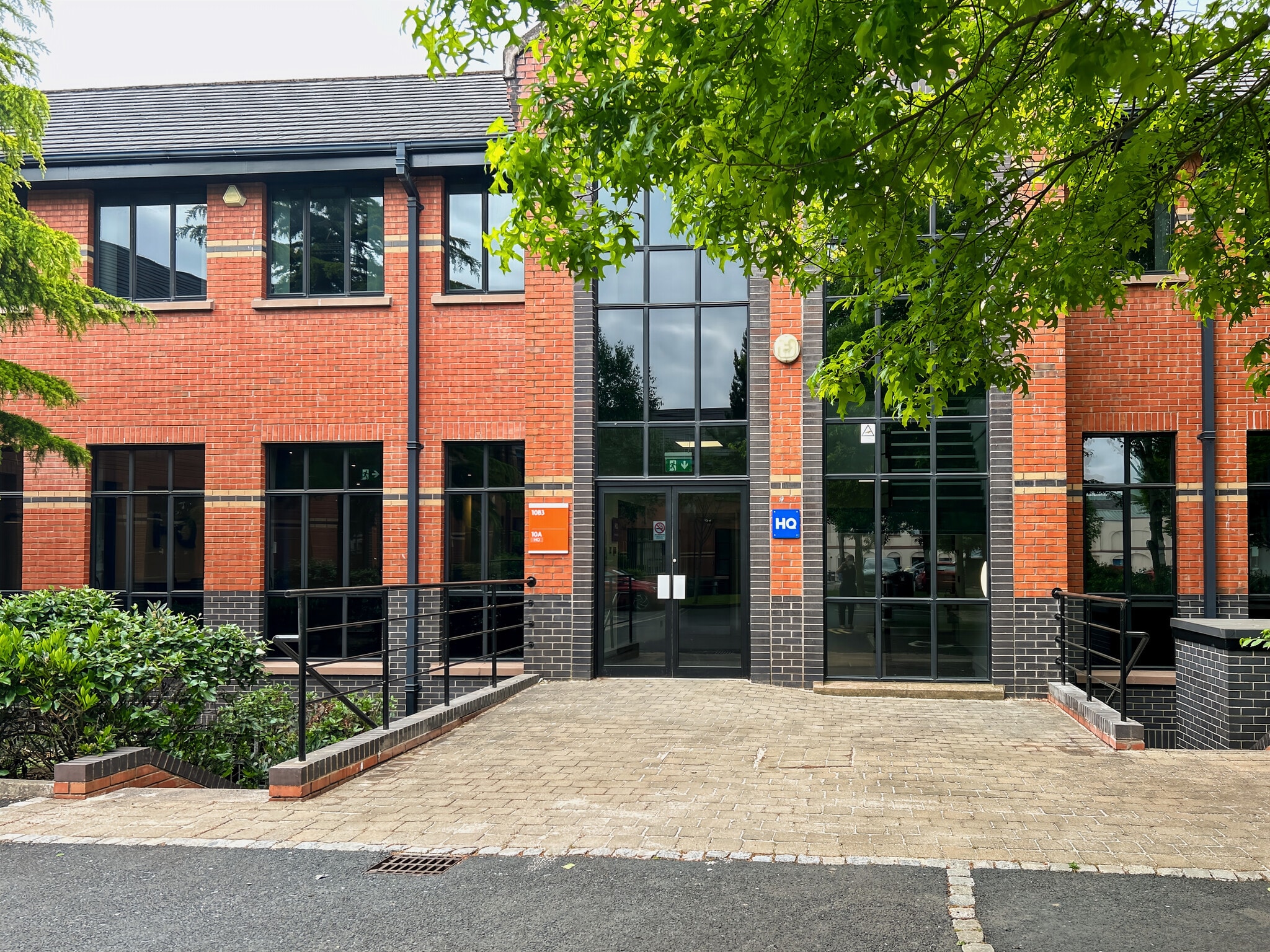 Linfield Rd, Belfast for lease Interior Photo- Image 1 of 11