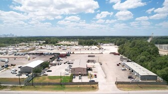 Lease/Sale 13 Acs & 7500sft of Off Whouse - Warehouse