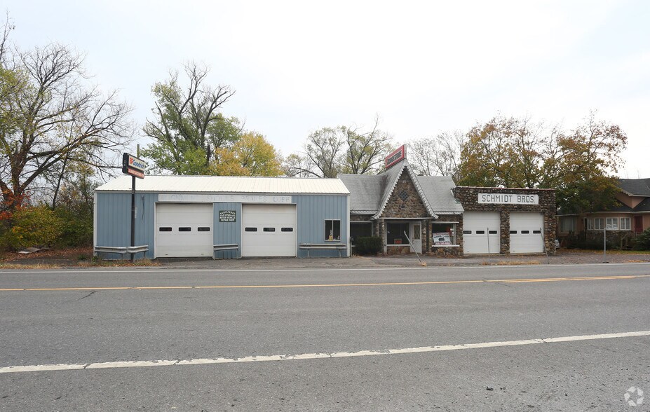 9754-9760 US Route 9W, Athens, NY for sale - Building Photo - Image 1 of 1