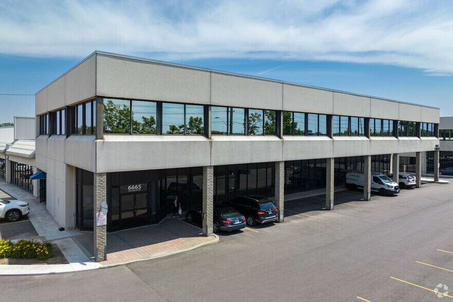 6625 Tomken Rd, Mississauga, ON for lease - Building Photo - Image 2 of 12