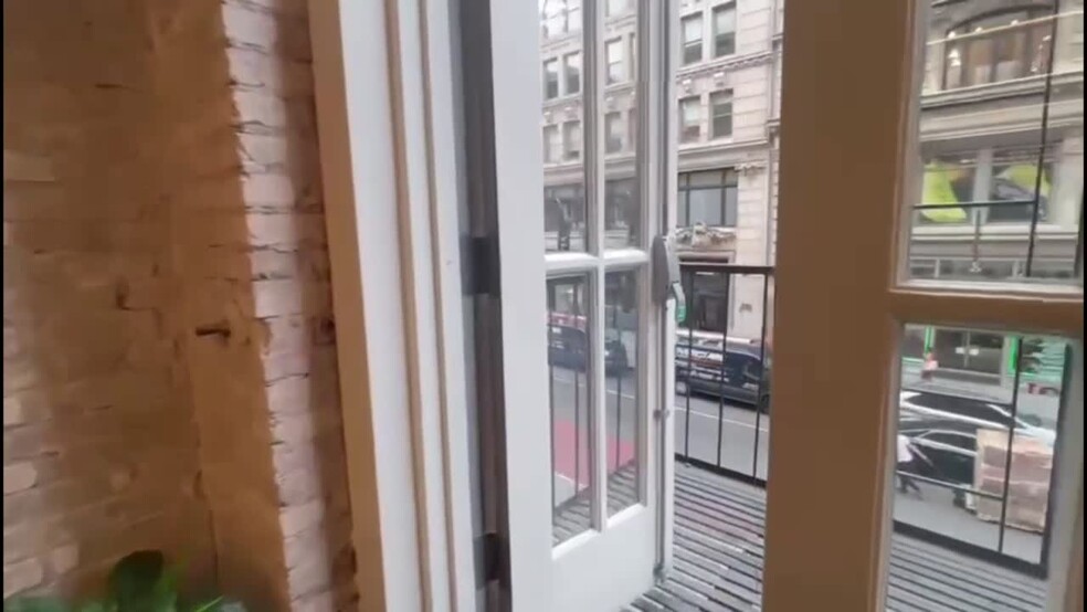 521 Broadway, New York, NY 10012