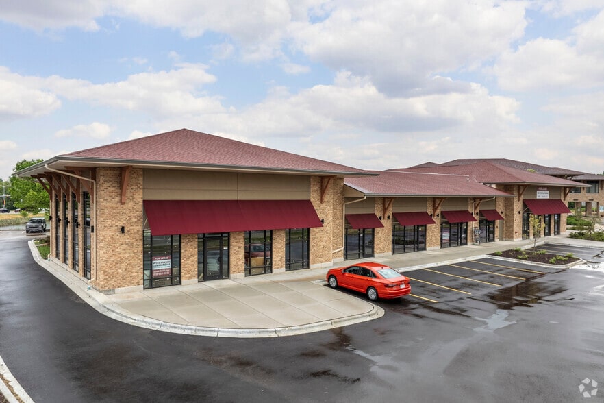5955 McKee Rd, Fitchburg, WI for lease - Building Photo - Image 1 of 11