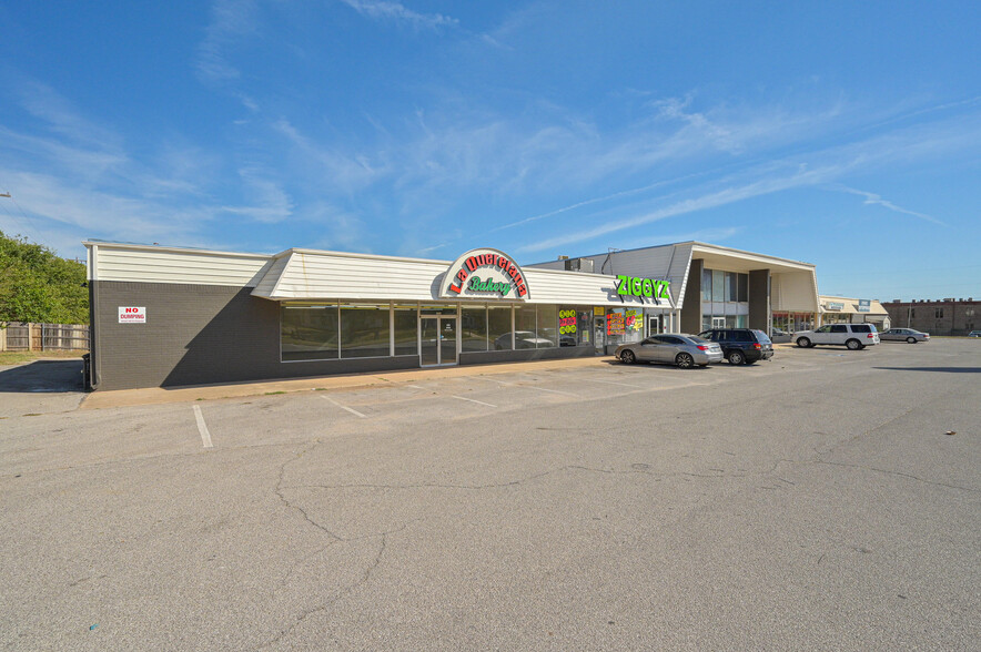 2000-2020 N Macarthur Blvd, Oklahoma City, OK for lease - Building Photo - Image 1 of 13