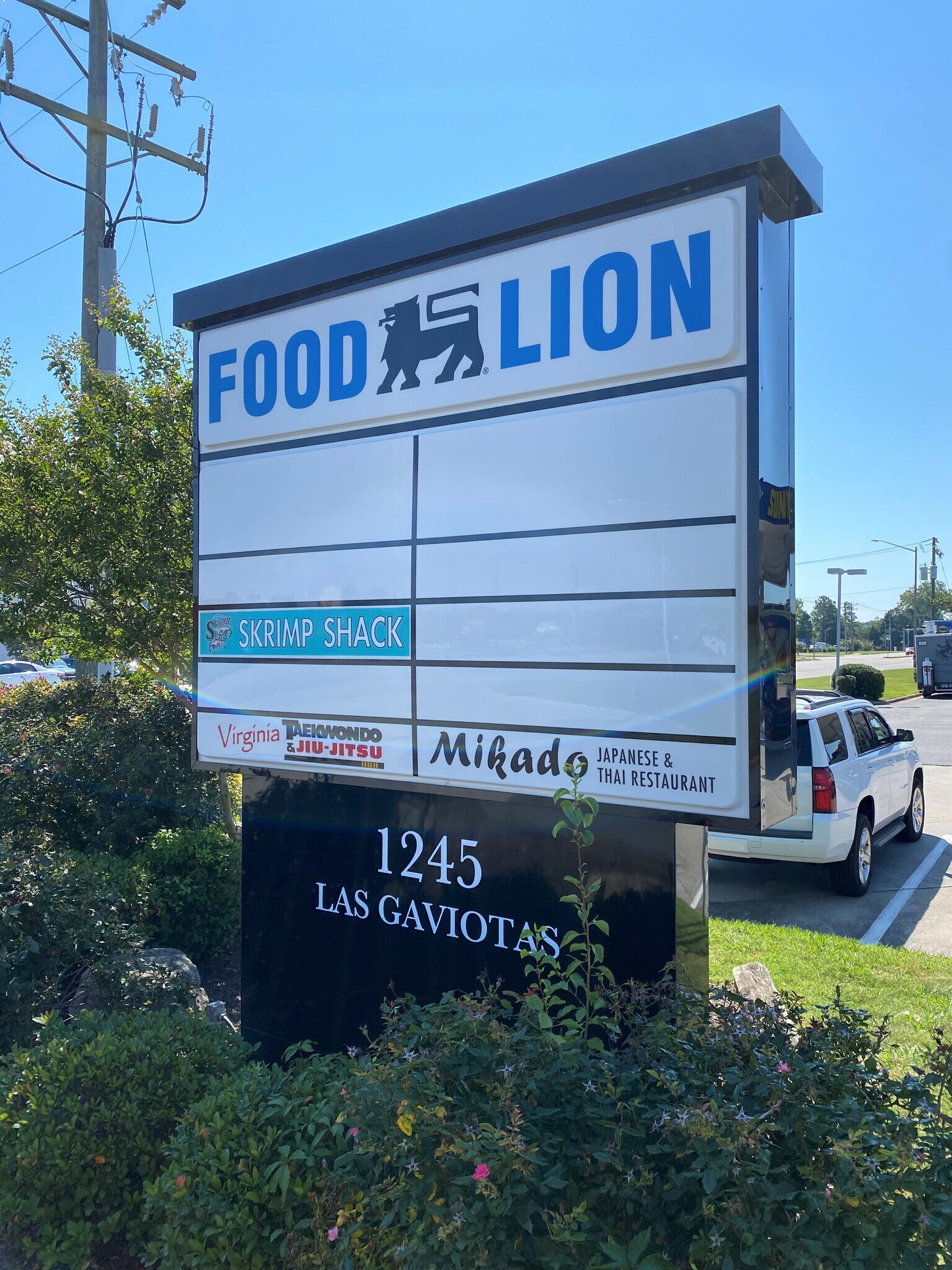 1217 Cedar Rd, Chesapeake, VA 23322 Las Gaviotas Shopping Center