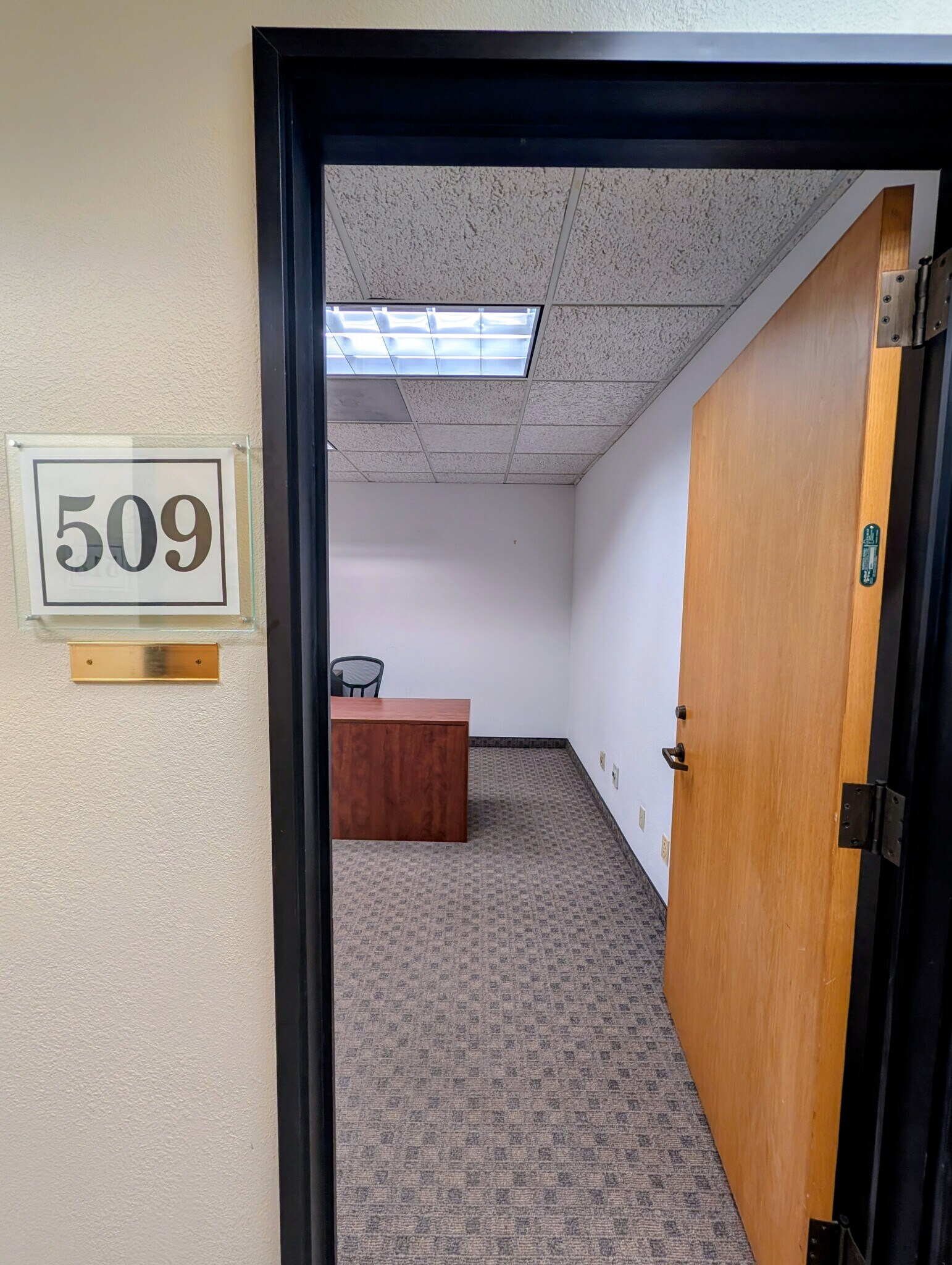 7590 Fay Ave, La Jolla, CA for lease Interior Photo- Image 1 of 4