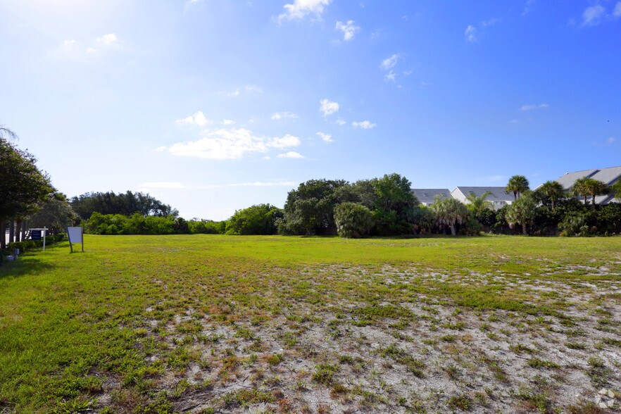 Pinellas Bayway, Saint Petersburg, FL for sale - Primary Photo - Image 1 of 1