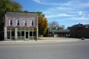 130 N Paw Paw St, Lawrence, MI for lease - Primary Photo - Image 1 of 3