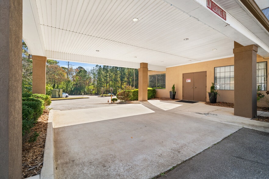 3057 Walt Stephens Rd, Jonesboro, GA for sale - Building Photo - Image 2 of 56