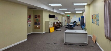9980 Hesperia Rd, Hesperia, CA for lease Interior Photo- Image 2 of 7
