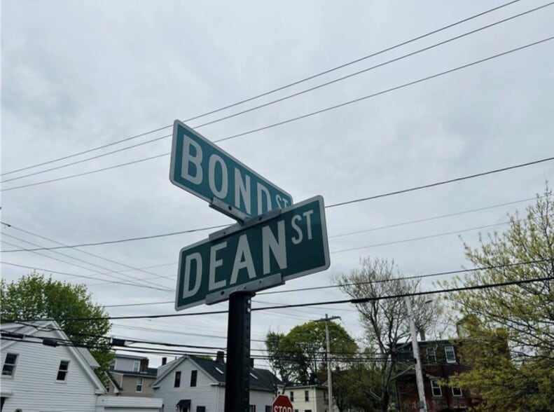 168 Dean St, Providence, RI for lease - Neighborhood Photo - Image 3 of 15