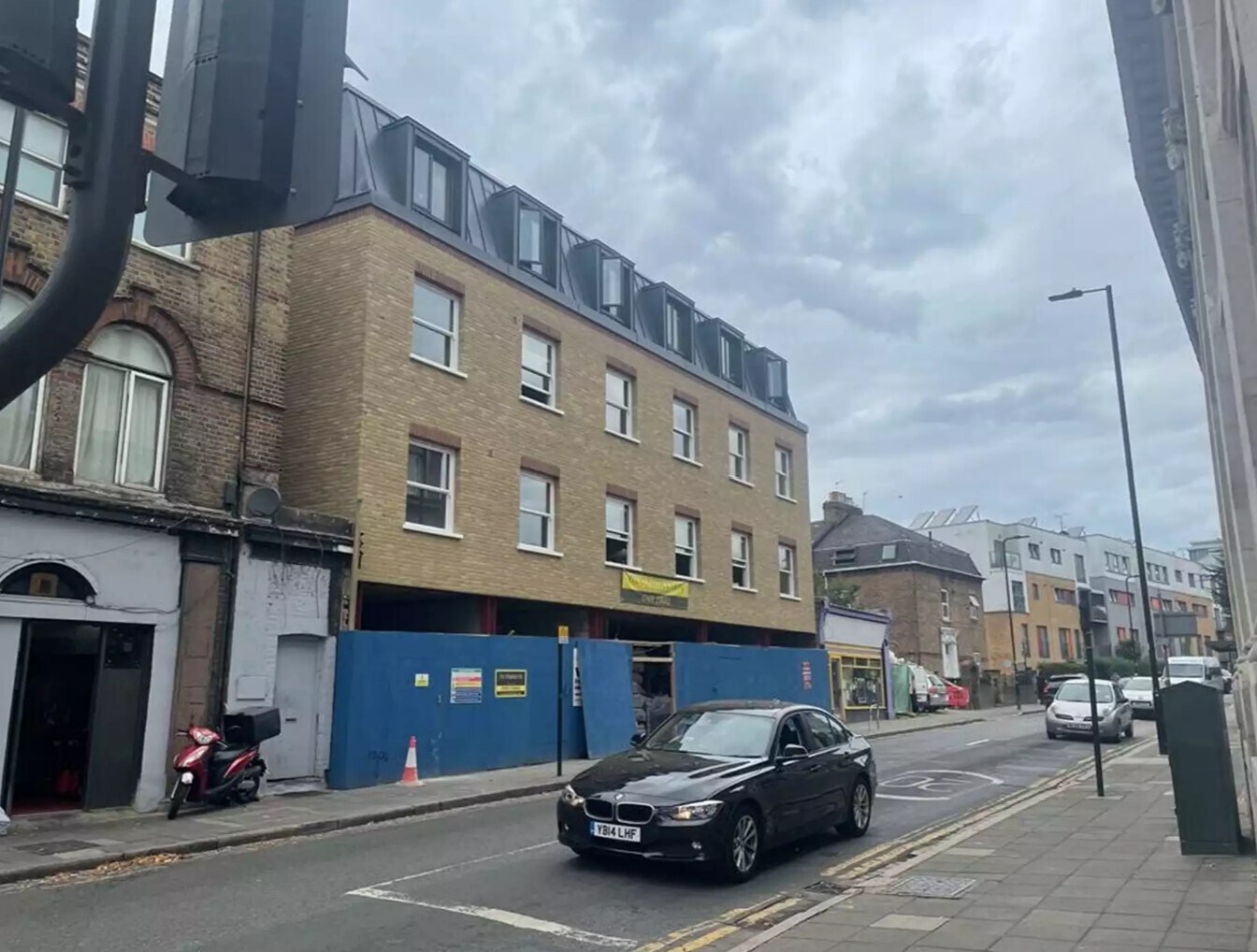 711 Drayton Green Rd, London, LND W13 0NG