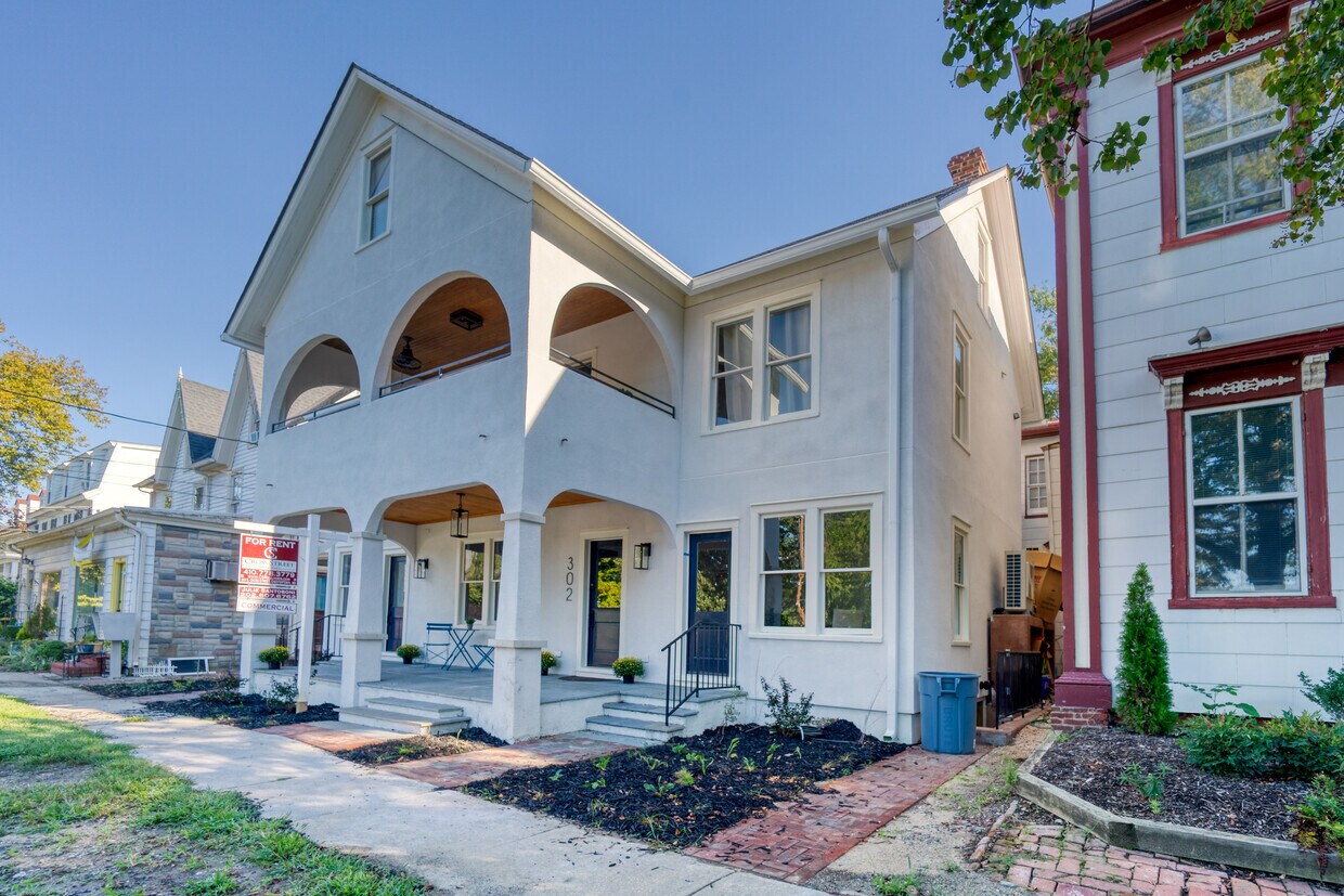 304 Park Row, Chestertown, MD for sale Primary Photo- Image 1 of 1