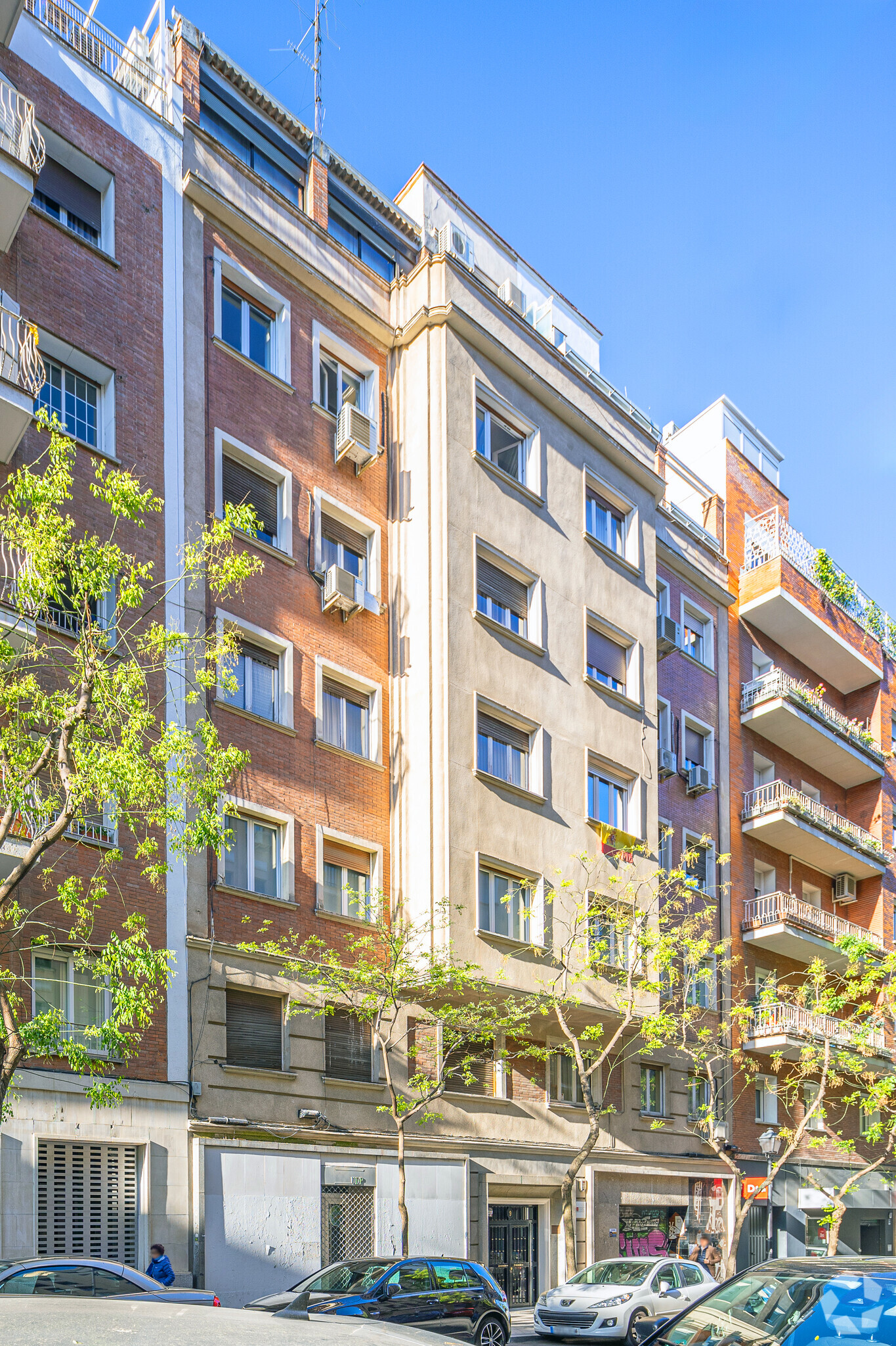 Calle De Santa Cruz De Marcenado, 9, Madrid, Madrid for sale Primary Photo- Image 1 of 5