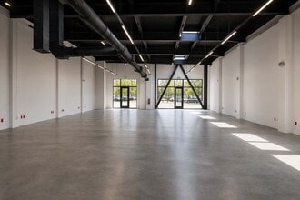 2761-2765 16th St, San Francisco, CA for lease Interior Photo- Image 2 of 7