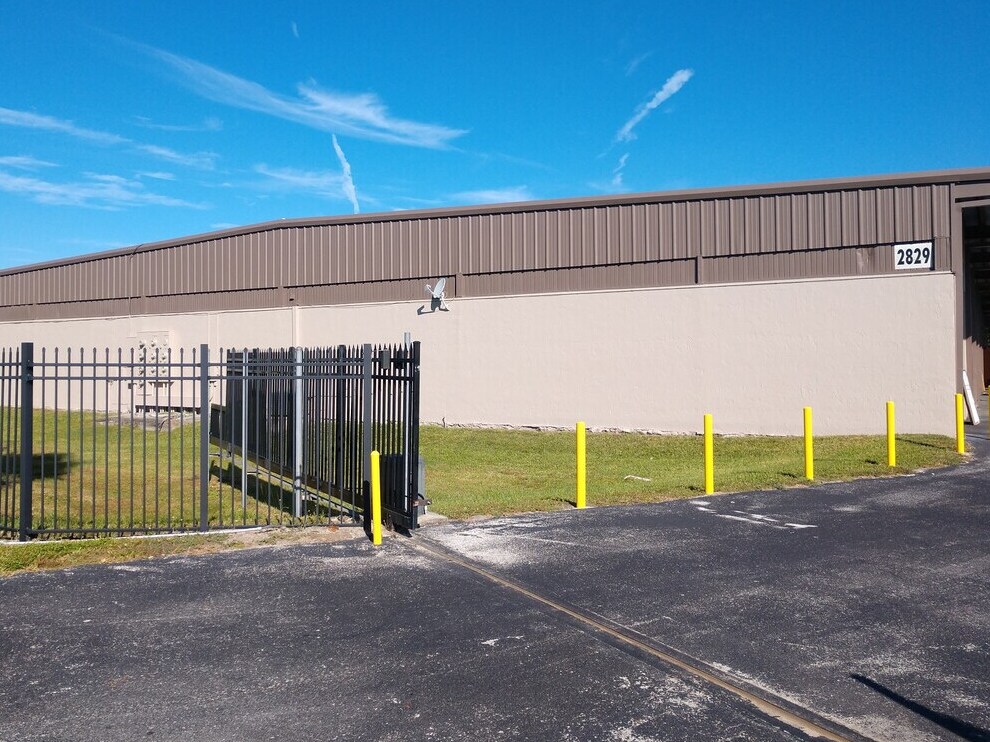 2829 Badger Rd, Lakeland, FL 33811