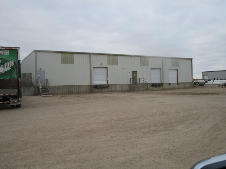 2121 W Mary St, Garden City, KS for lease - Building Photo - Image 1 of 1