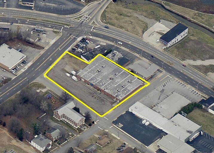 506 N Floyd St, Danville, VA for sale Primary Photo- Image 1 of 1