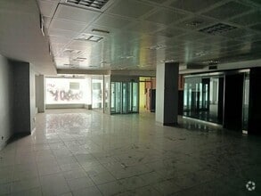 Retail in Móstoles, Madrid for lease Interior Photo- Image 2 of 6