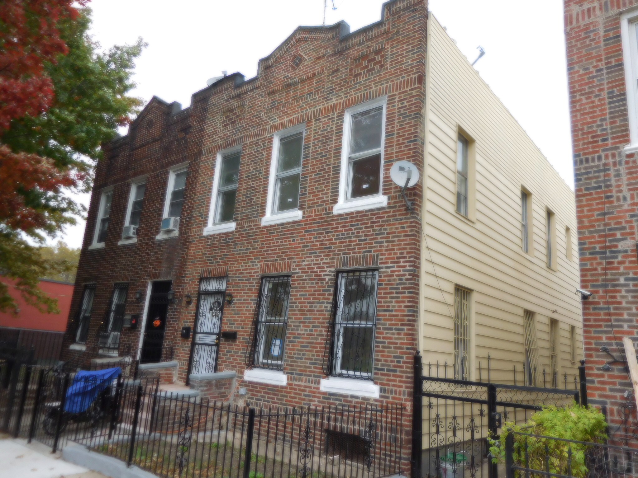 1038 Metcalf Ave, Bronx, NY 10472