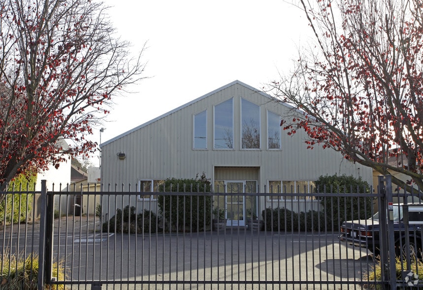 768 Stewart Ct, Alameda, CA for lease - Primary Photo - Image 2 of 3