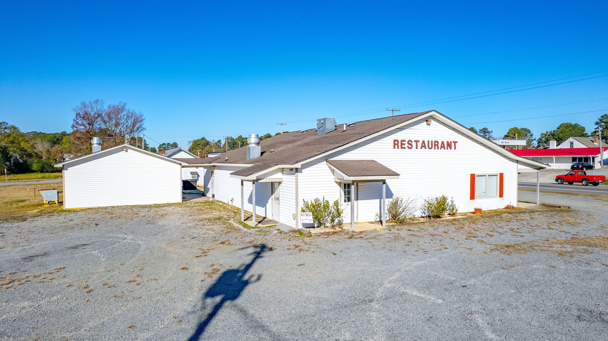 106 Green, Macclesfield, NC 27852 BBQ House