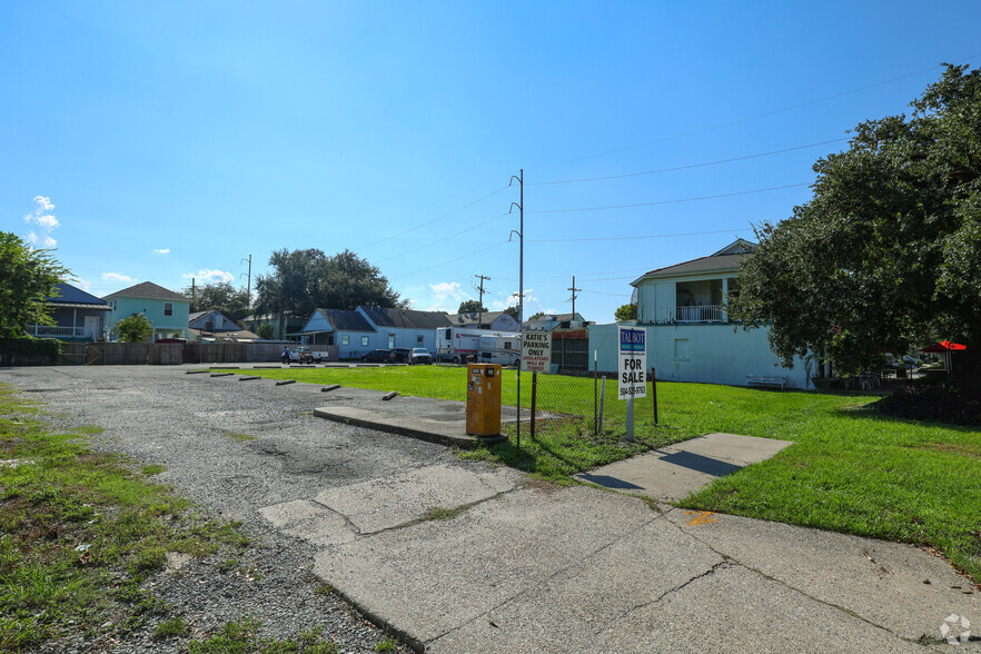 3618 Bienville St, New Orleans, LA for sale - Building Photo - Image 2 of 7