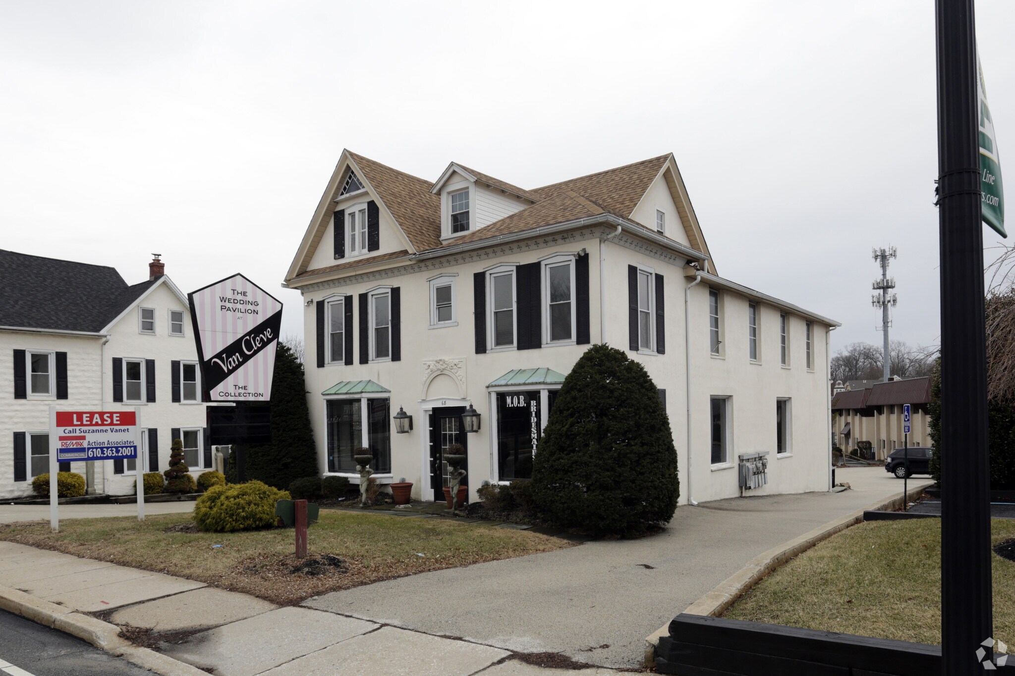 68 E Lancaster Ave, Paoli, PA for lease Primary Photo- Image 1 of 8