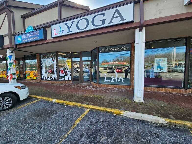 600 Portion Rd, Ronkonkoma, NY for sale - Building Photo - Image 1 of 1