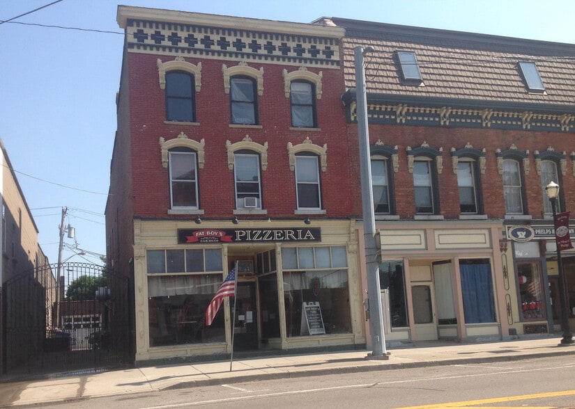 114 Main St, Phelps, NY 14532