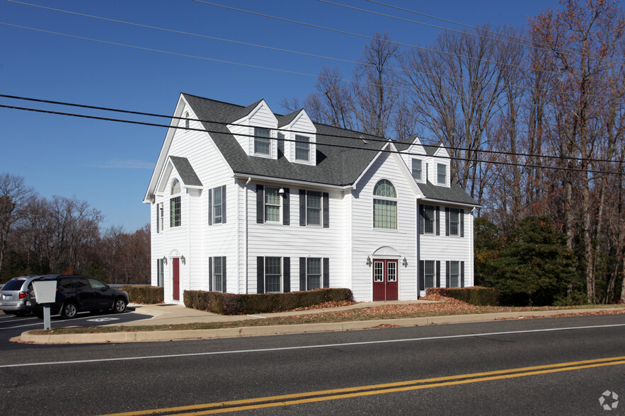 12865 Hg Trueman Rd, Lusby, MD for sale - Building Photo - Image 1 of 3