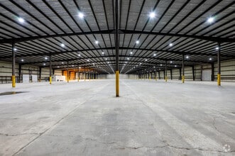 2605 Davis Rd, Kokomo, IN for lease Interior Photo- Image 2 of 15
