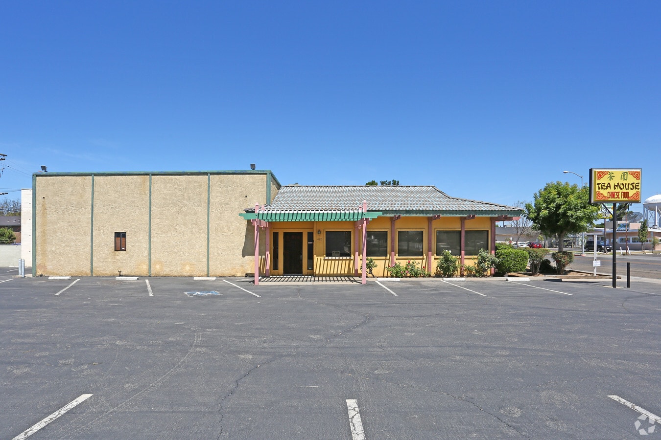 616 N Gateway Dr, Madera, CA 93637 Property Record