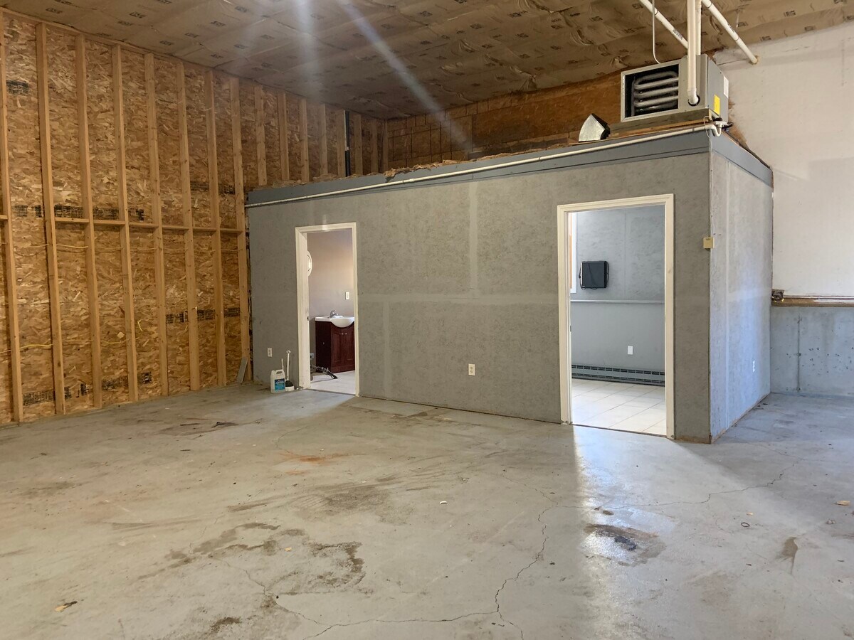 288 West St, Milford, MA 01757