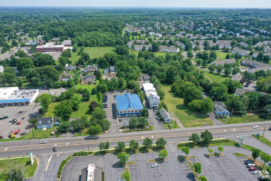 3146 Route 27, Kendall Park, NJ for lease - Building Photo - Image 3 of 4