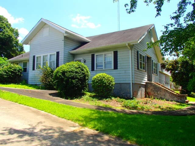 205 Russell St, Easley, SC for sale Primary Photo- Image 1 of 1