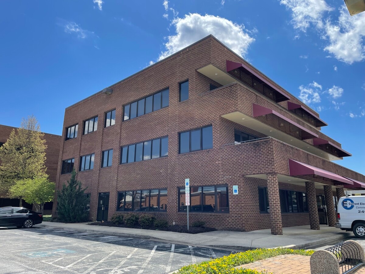 3261 Old Washington Rd, Waldorf, MD 20602 Office Condominiums