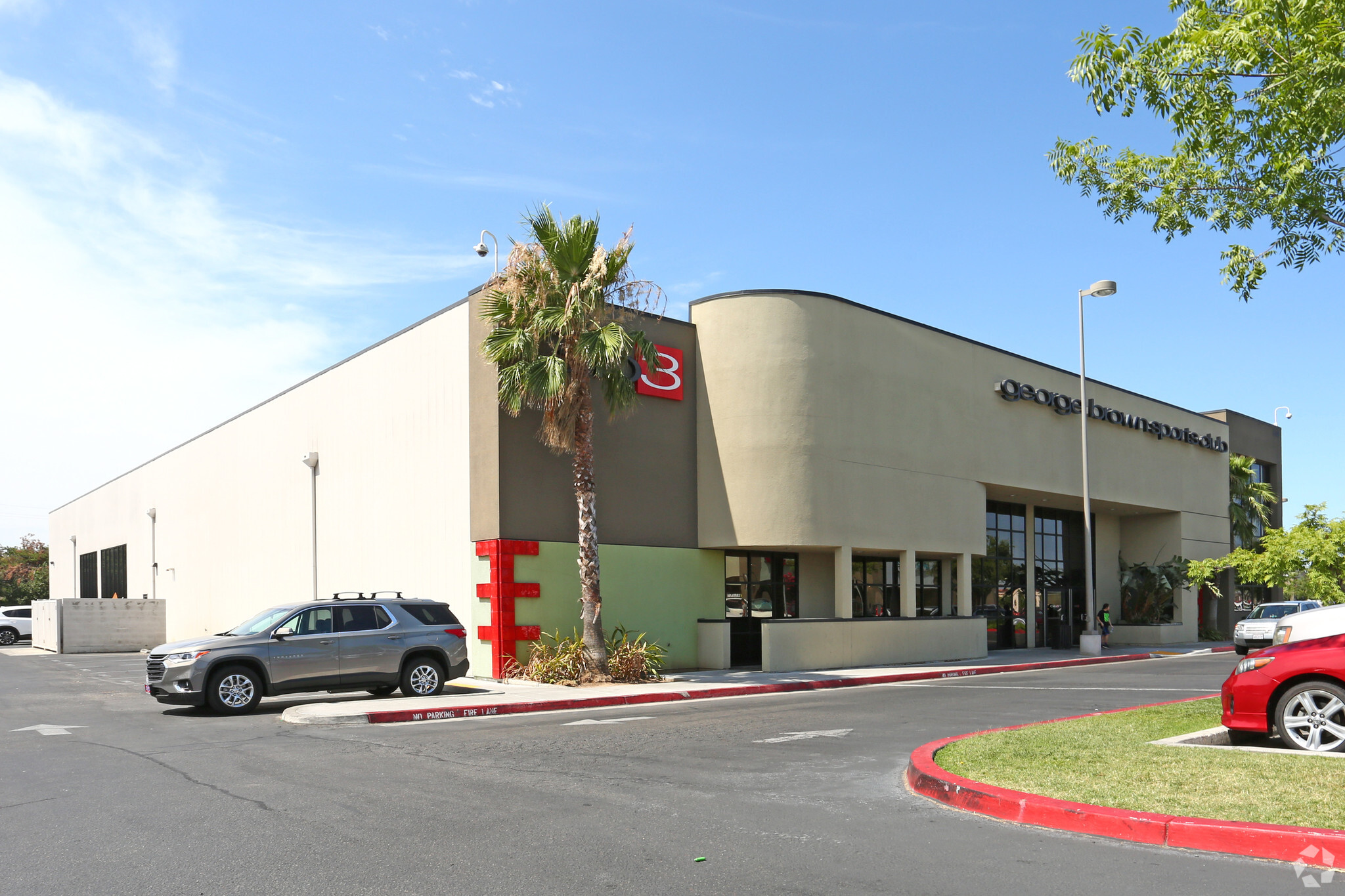 6149 E Kings Canyon Rd, Fresno, CA for sale Primary Photo- Image 1 of 1