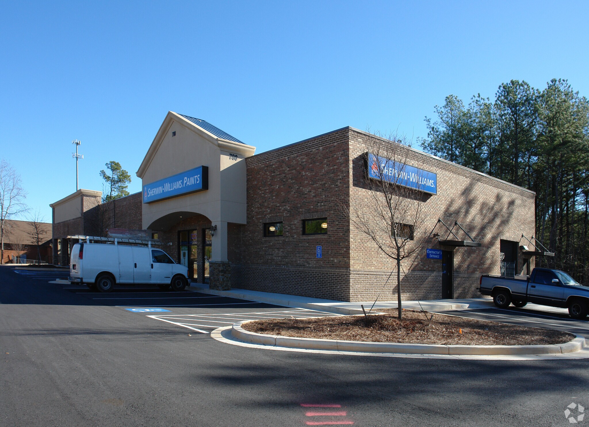 780 Peachtree Industrial Blvd, Suwanee, GA for lease Primary Photo- Image 1 of 7
