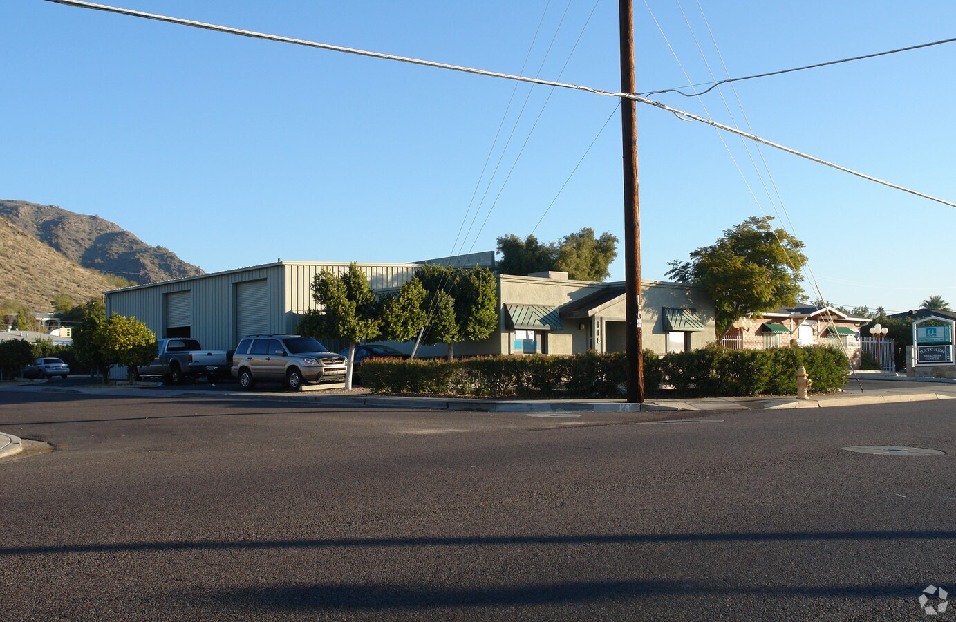 118 W Hatcher Rd, Phoenix, AZ 85021