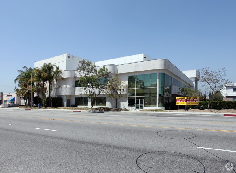 10501 Valley Blvd, El Monte, CA for lease - Building Photo - Image 3 of 4
