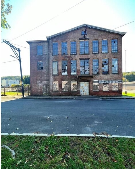 362 Patterson, Lansford, PA for sale - Building Photo - Image 3 of 14