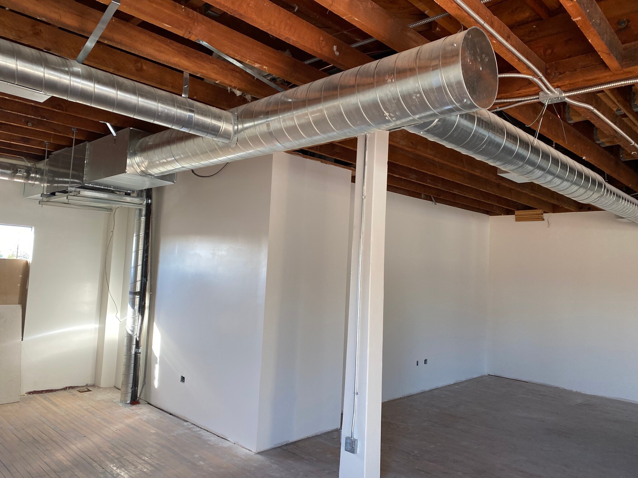 4516-4528 Whittier Blvd, Los Angeles, CA for lease Interior Photo- Image 1 of 15