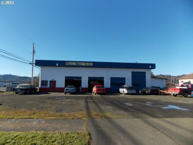 930 B St, Myrtle Point, OR for sale Primary Photo- Image 1 of 1