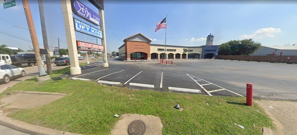 1201-1207 Spencer Hwy, South Houston, TX for lease - Building Photo - Image 1 of 5
